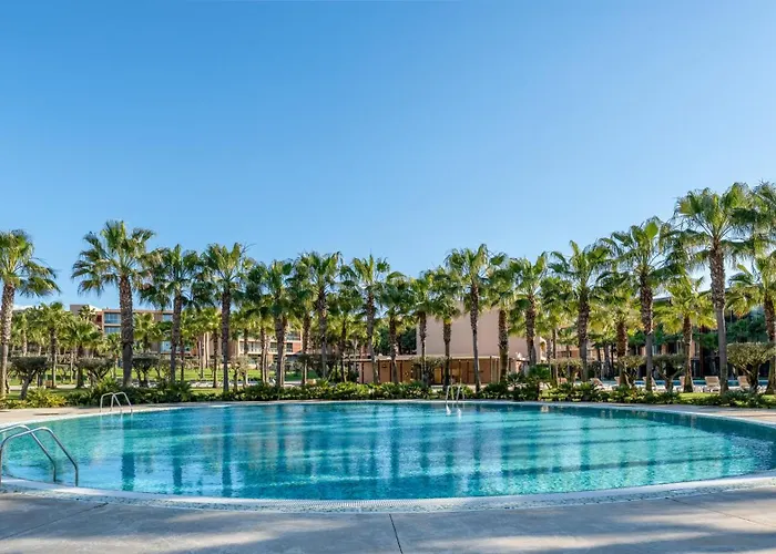 Seaside 3bdr Flat In Salgados With Pool By Lovelystay 기아