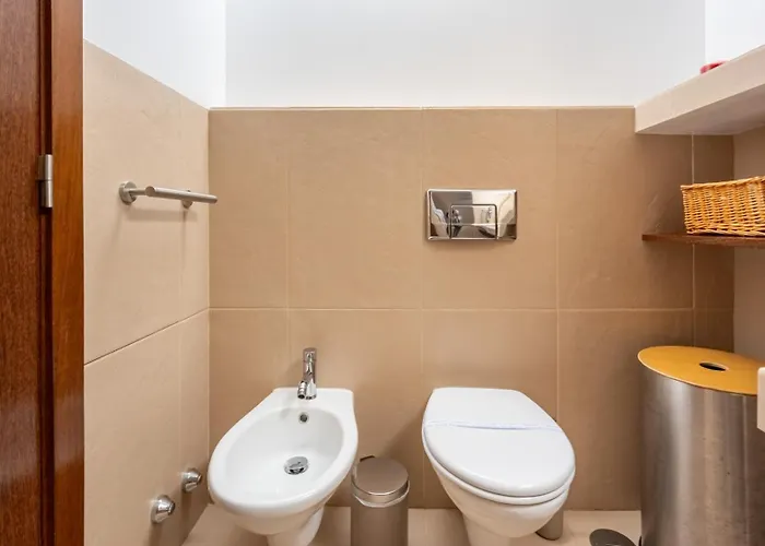 아파트 Seaside 3bdr Flat In Salgados With Pool By Lovelystay *