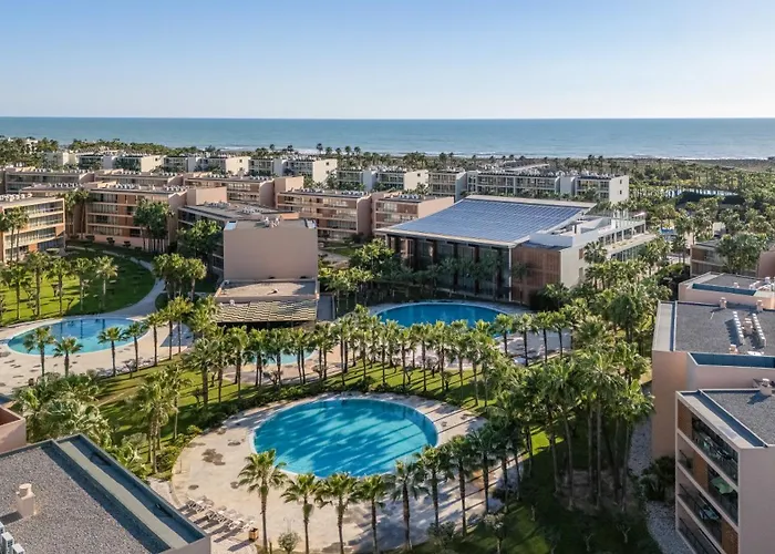 Seaside 3bdr Flat In Salgados With Pool By Lovelystay 아파트 *